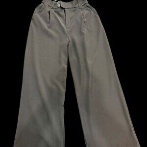 👉 Gray Wide Leg High Waist Trousers